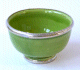 Petit bol en poterie marocain de couleur Vert emaille et cercle de metal argente