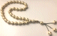 Chapelet "Sabha" deluxe musulmane pour invocations couleur blanc casse avec motifs dores (33 grosses perles)