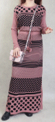 Robe maxi-longue en maille a motifs bicolore pour femme (Mode Automne-Hiver) - Couleur Rose