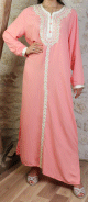 Robe longue avec broderies et strass style caftan marocaine pour femme - Couleur Saumon